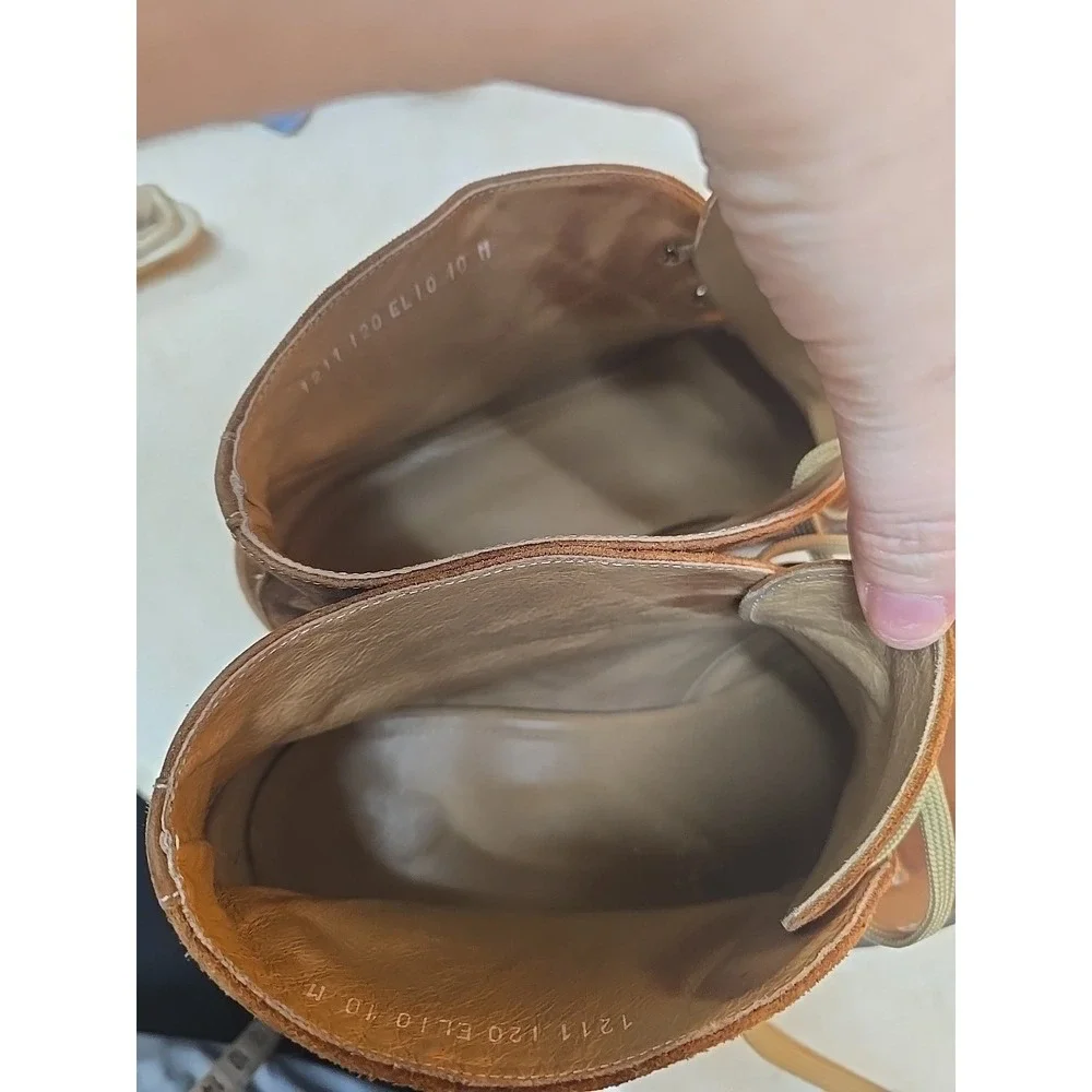 Donald Pliner ankle up donald